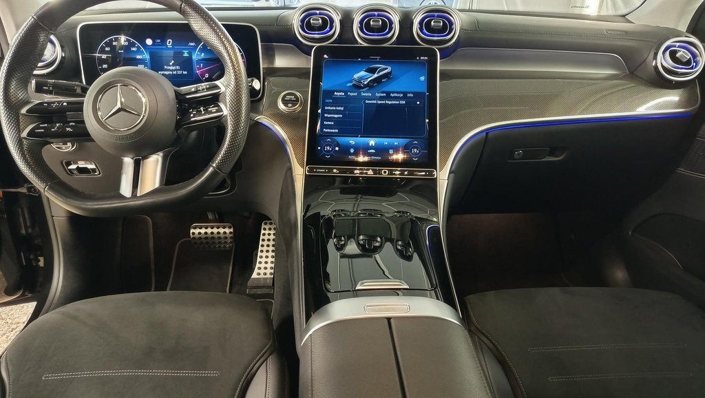 Mercedes_GLC Coupe_18003_59642.webp